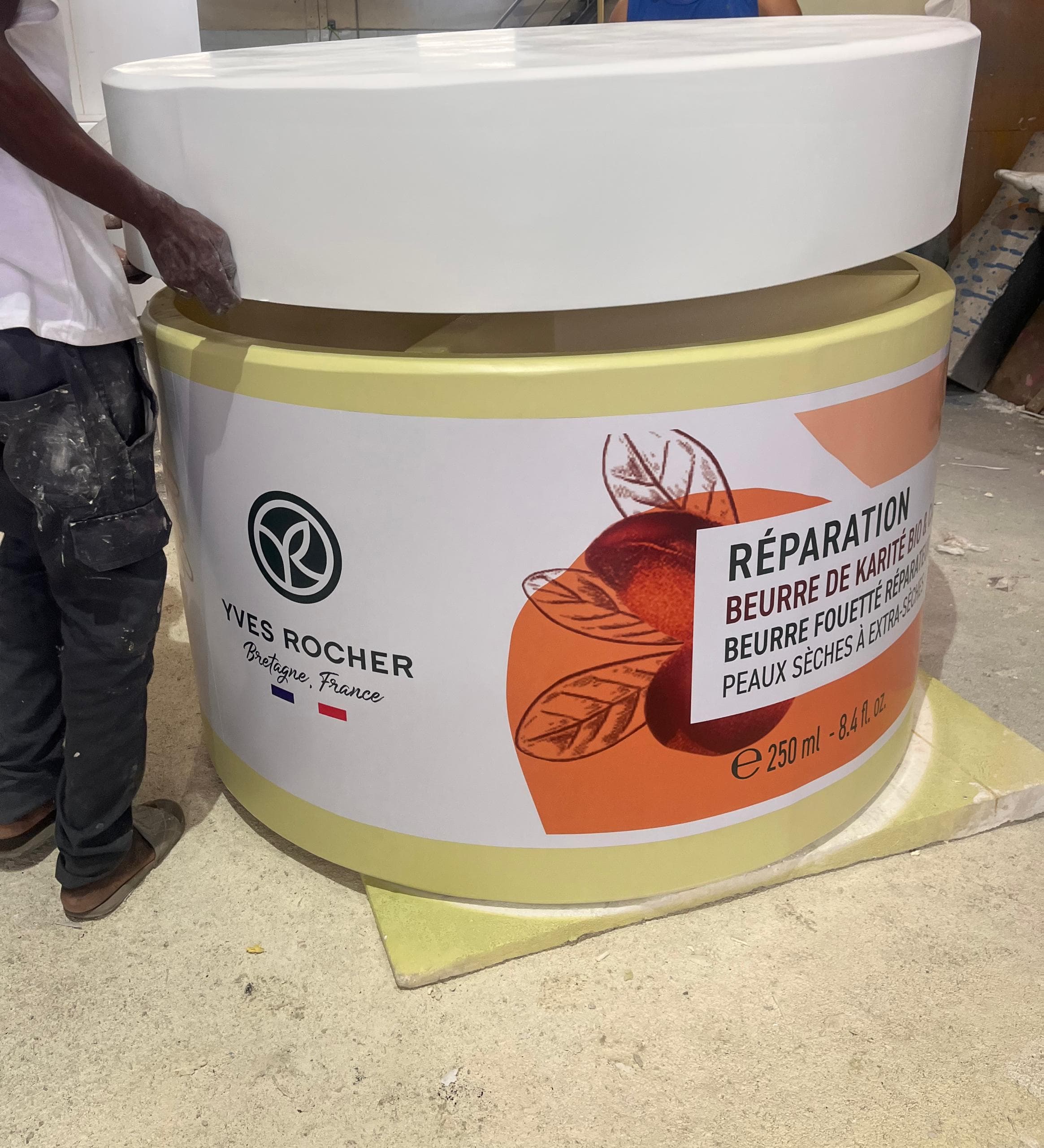 Pub – Reproduction d’objets géants & logos - Photo 1